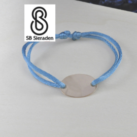 14krt Gouden Baby/kinderarmbandje met koord.