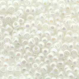 Miyuki Rocailles 8/0 Opaque white pearl AB 0471