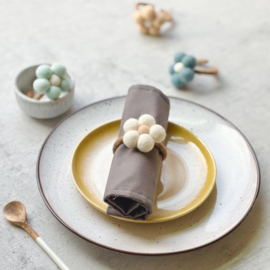 Napkin holder flower white