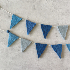 Flags blue