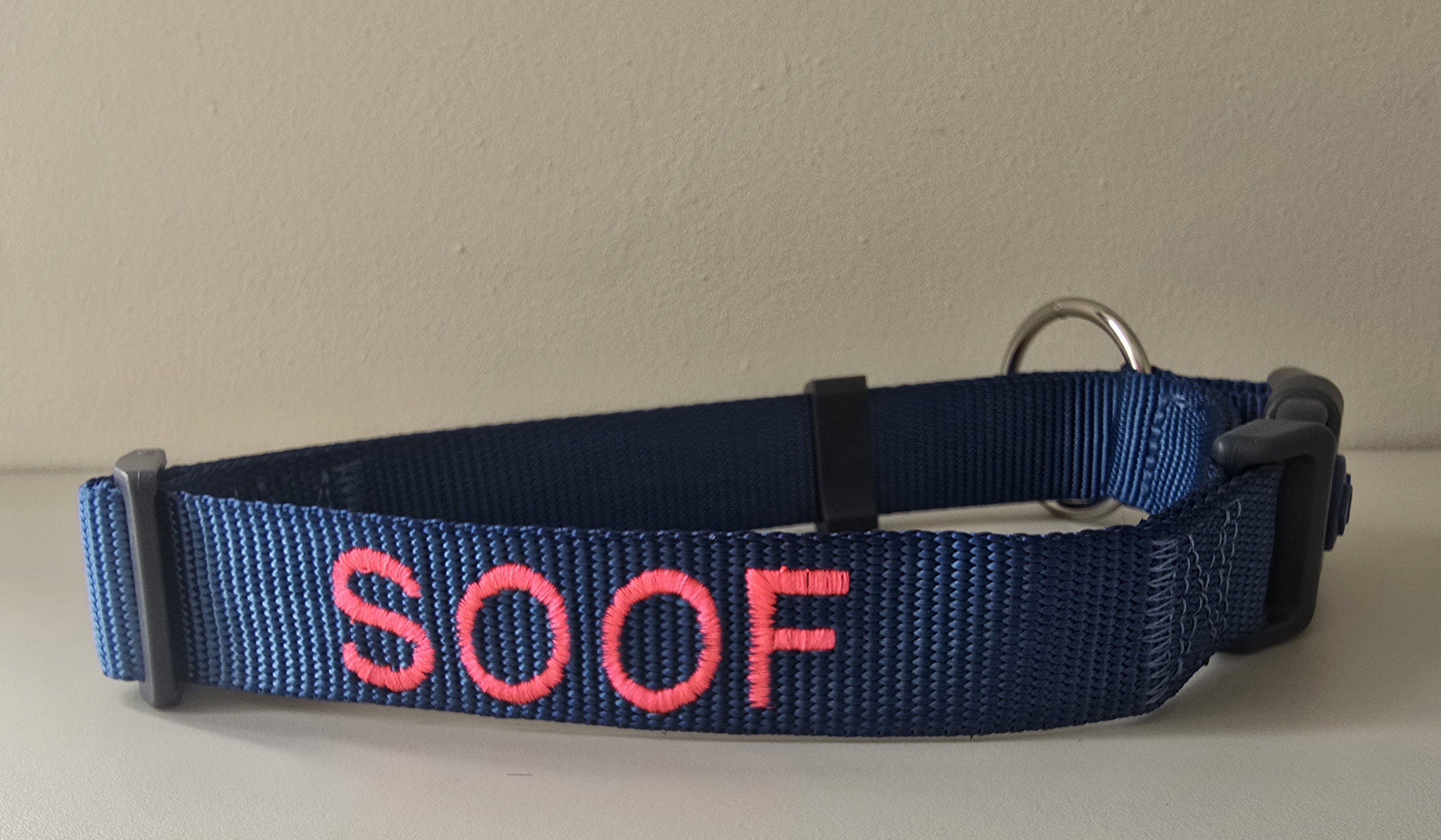 Halsband Nylon donker blauw (incl borduring naar wens)
