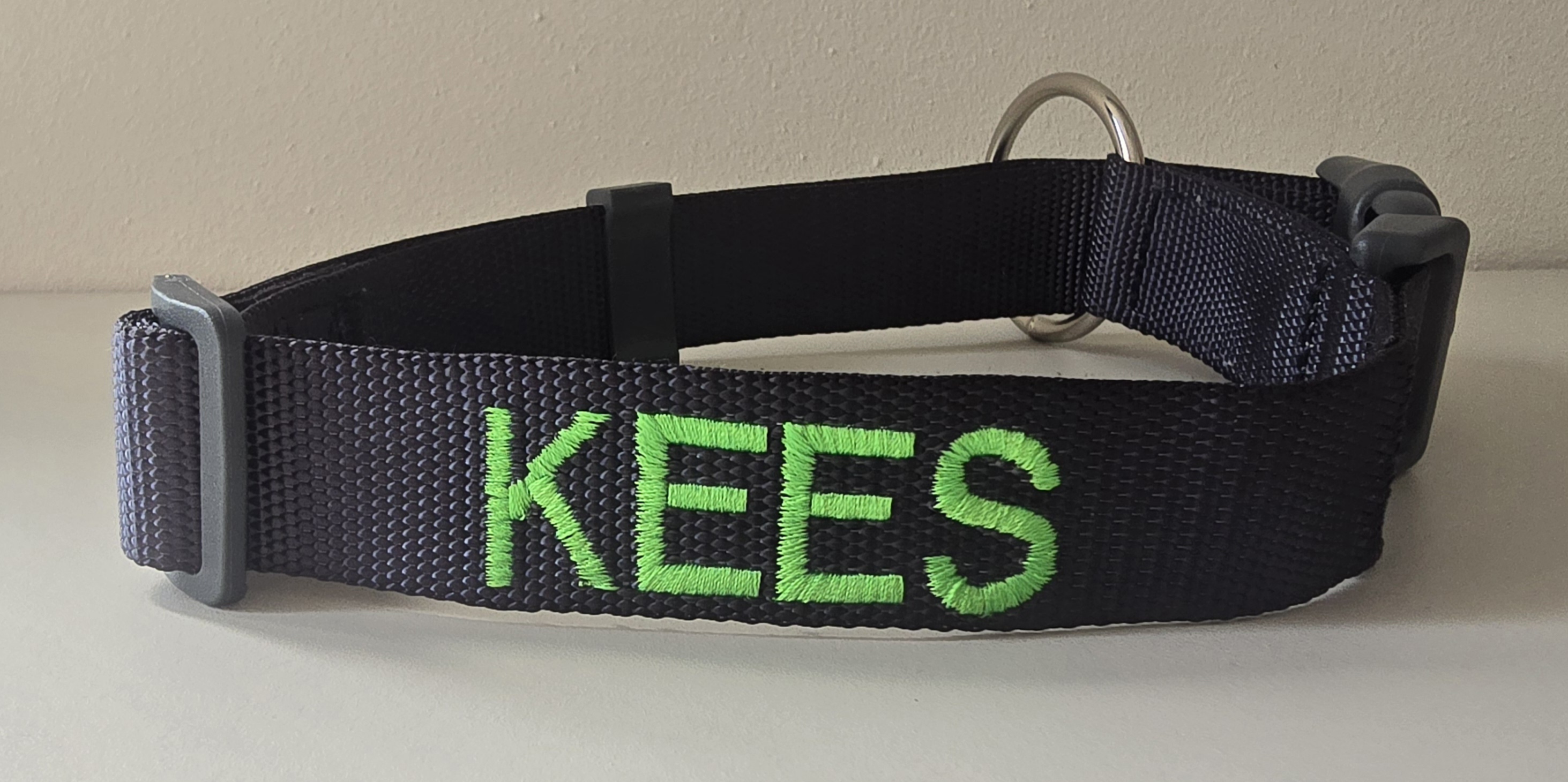 Halsband Nylon Antraciet (incl borduring naar wens)