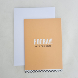 Kaartje 'Hooray! Let's celebrate'