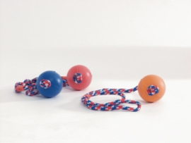 Rubber ball with rope M