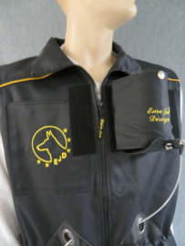 Training vest with balldropper