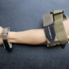 Rubberen arm met banden