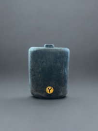 D001-P1 Bottle Minimalistic Stone Black S D18 H22 17.95