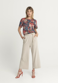 TOP BLOUSETOP MET BLOEMPRINT EX22-14037  € 69,95