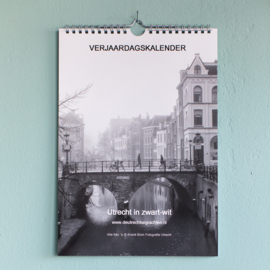 Verjaardagskalender in zwart-wit