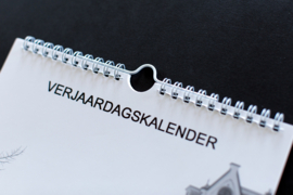 Verjaardagskalender in zwart-wit