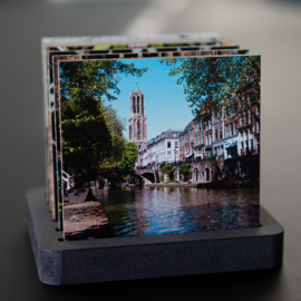 Luxe onderzetter: De Dom vanaf de werf tussen de Hamburgerbrug en Weesbrug