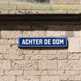 Luxe onderzetter 49: Straatnaambord Achter de Dom