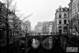 Ansichtkaart: Zicht op de Maartensbrug