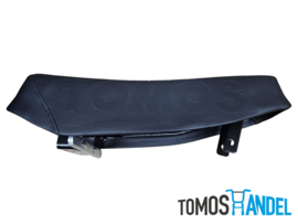 Buddyseat A35 lang zadel met gestanst logo