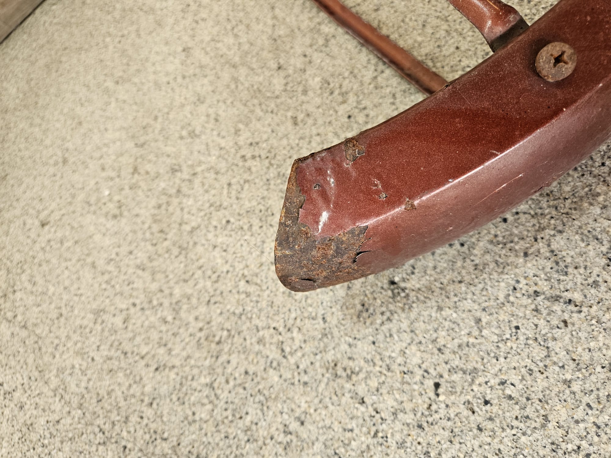 Voorspatbord OT met stabilisatorstang, voorspatbord beugel en oranje plaat [KOOPJESHOEK]