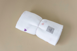 Swaddle 100 x 135 cm | borduur | hartjes color