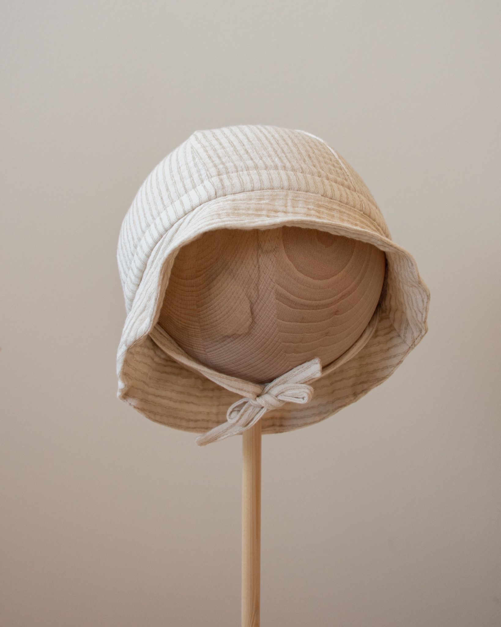 Zomerhoedje | mouseline 3- 11 mnd
