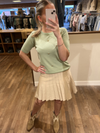 Rok zand kleurig fijn gebreid geplooid