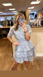 Jurk baby blauw met bewerkte stof