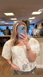 Blouse wit met pofmouw