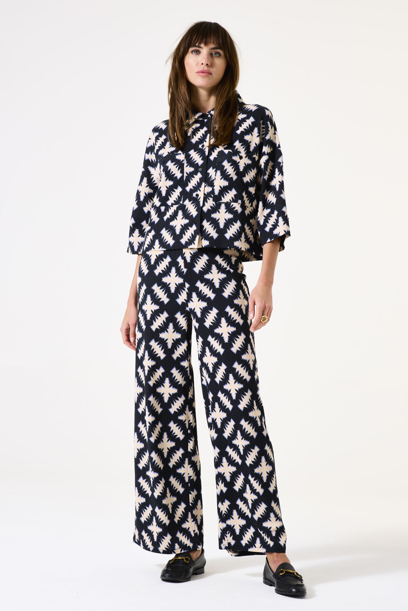Garcia wide leg zwart met zand print