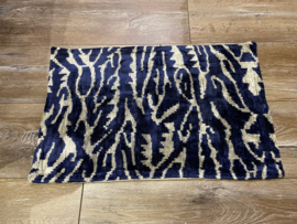 Ikat Fluweel/ Zijde Kussenhoes