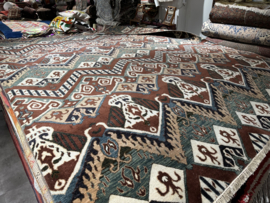 Usak Tymuri 303x240cm
