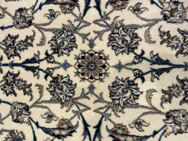 Naien 240x345 cm met zijde