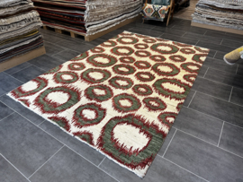 Ikat desigen tapijt 248x169cm