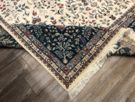 Herekke zeer fijn met zijde 275x375 cm