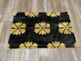 Ikat Fluweel/ Zijde Kussenhoes