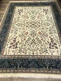 Herekke zeer fijn met zijde 275x375 cm