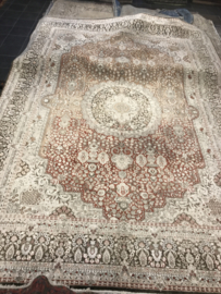 Ghom  zijde vintage 300x420 cm