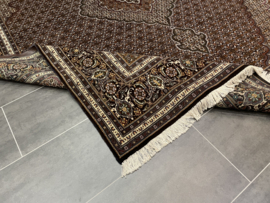 Tabriz mahi 250x320 cm met zijde