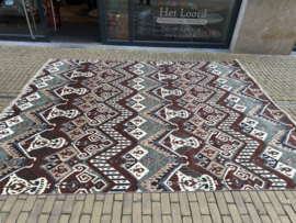 Usak Tymuri 303x240cm