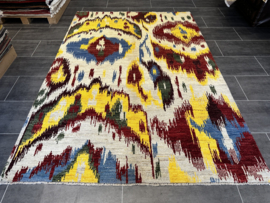 Ikat desigen tapijt 248x169cm