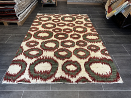 Ikat desigen tapijt 248x169cm