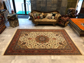 Tabriz met zijde 50 Raj Tapijt