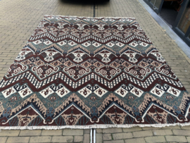 Usak Tymuri 303x240cm