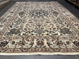 Naien met zijde vintage 250x360 cm