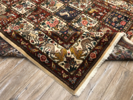 Ghom  vintage 211x 323 cm