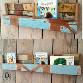 Wand organizer van scrapwood