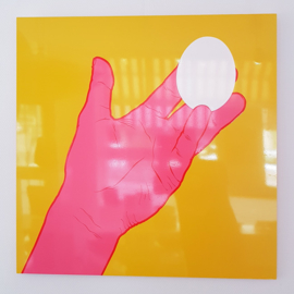 'Hand with egg' - Ivo van de Grift