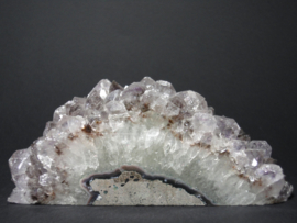 Amethist cluster met Bergkristal