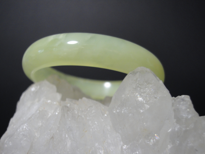 Armband van natuurlijke groene Jade