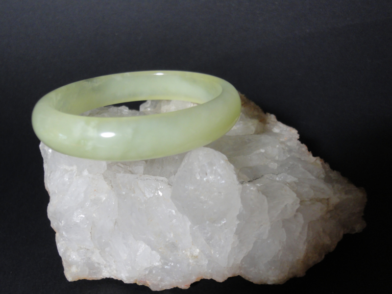 Armband van natuurlijke groene Jade
