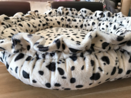 Mandje en/of kussen bont dierenprint doorsnede 45/70 cm
