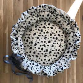 Mandje en/of kussen bont dierenprint doorsnede 45/70 cm