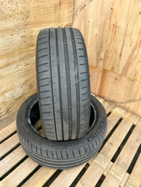 Michelin Pilot Sport 4 * ZP 225/45R18 95Y