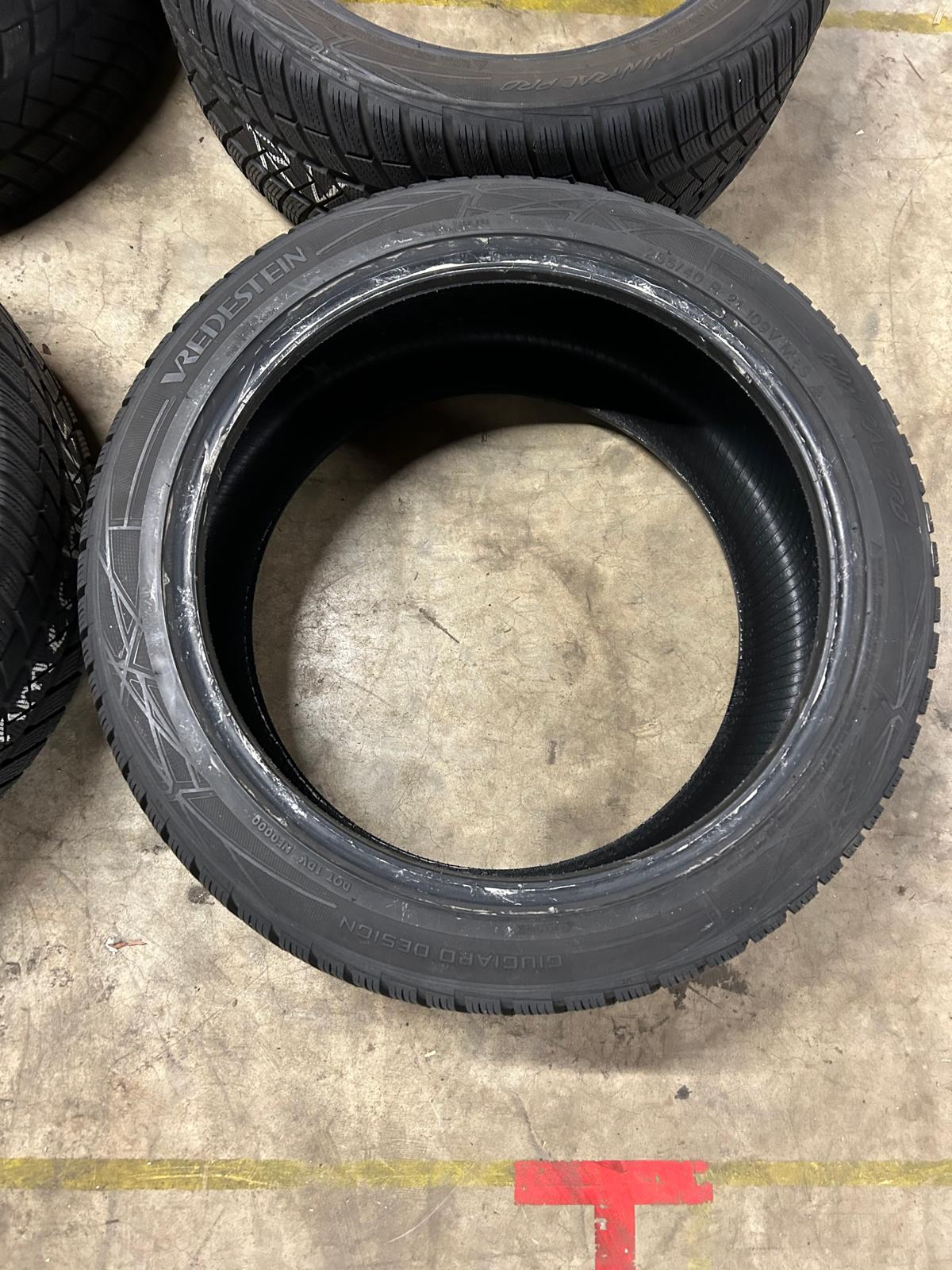 Vredestein Wintrac Pro XL 285/40R21 109V